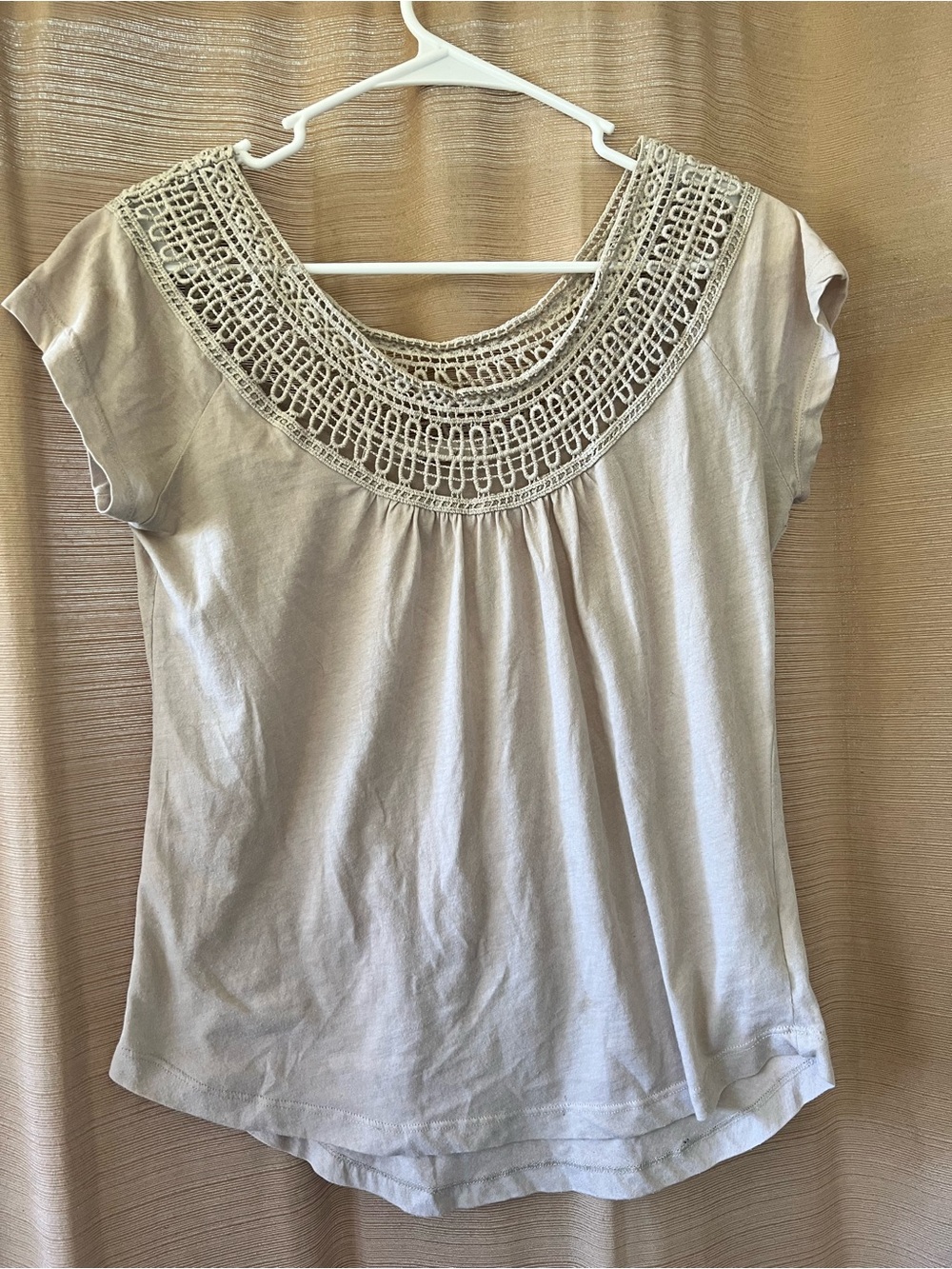 Prana Beige Crochet Yoke Cap Sleeve Top